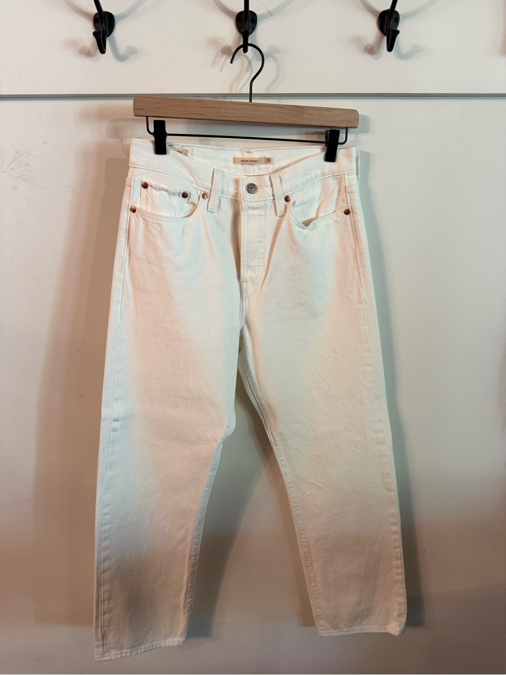 Levi’s Wedgie Straight